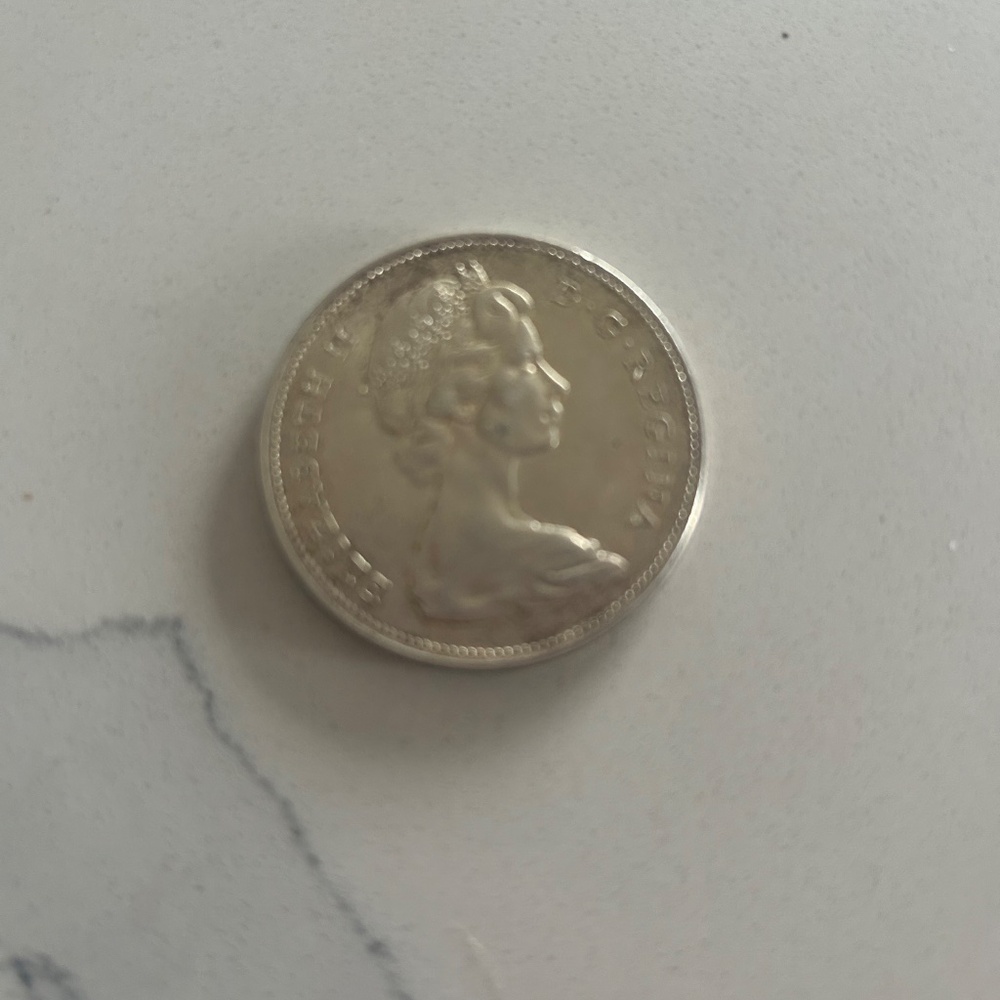 Canadian coin - Picture 2 of 2